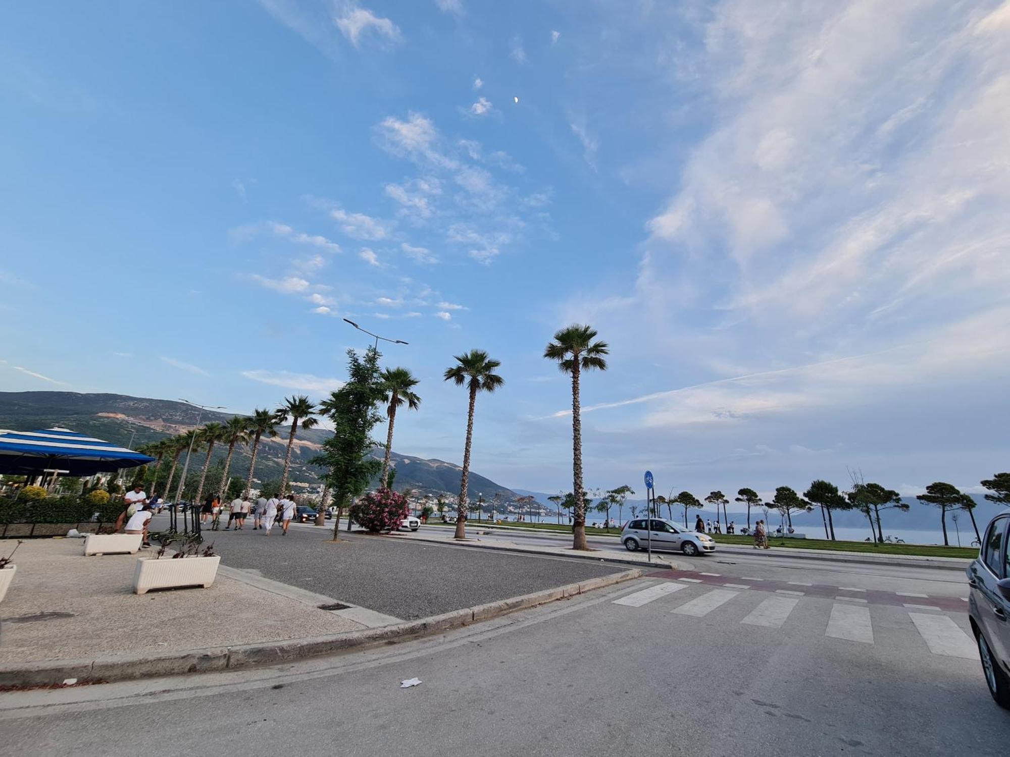 Seascape Apartments Vlore Exterior photo